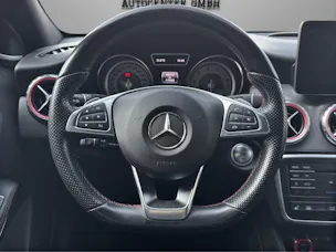 MERCEDES-BENZ GLA 250 AMG Line 4Matic 7G-DCT *Rückfahrkamera*Sitzheizung*Harman/Kardon Soundsystem uvm.*