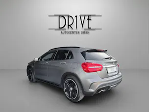 MERCEDES-BENZ GLA 250 AMG Line 4Matic 7G-DCT *Rückfahrkamera*Sitzheizung*Harman/Kardon Soundsystem uvm.*