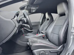 MERCEDES-BENZ GLA 250 AMG Line 4Matic 7G-DCT *Rückfahrkamera*Sitzheizung*Harman/Kardon Soundsystem uvm.*