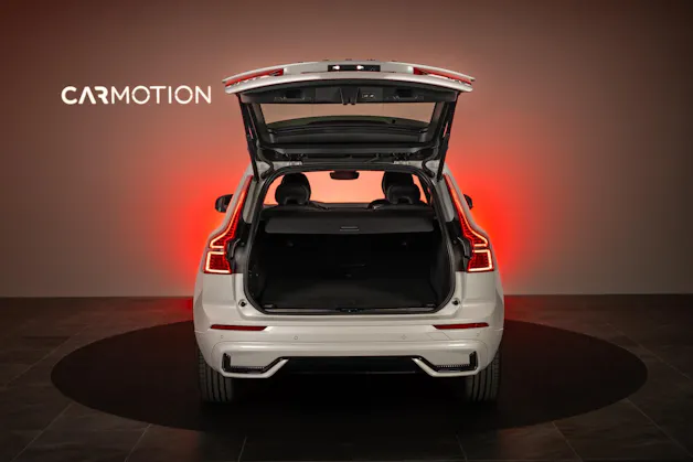 VOLVO XC60 2.0 T8 TE Plus Dark eAWD / Panorama / 360°Kamera / Harman/Kardon / el.Heckklappe