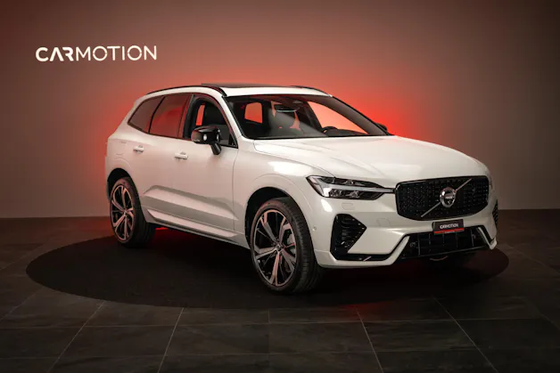 VOLVO XC60 2.0 T8 TE Plus Dark eAWD / Panorama / 360°Kamera / Harman/Kardon / el.Heckklappe