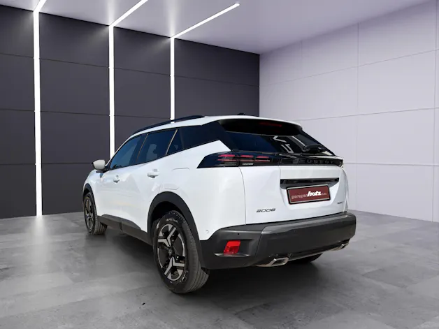 PEUGEOT 2008 1.2 MHEV Allure Premium