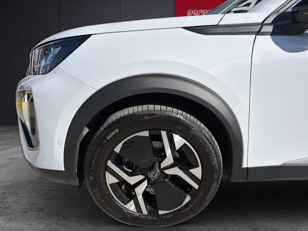 PEUGEOT 2008 1.2 MHEV Allure Premium