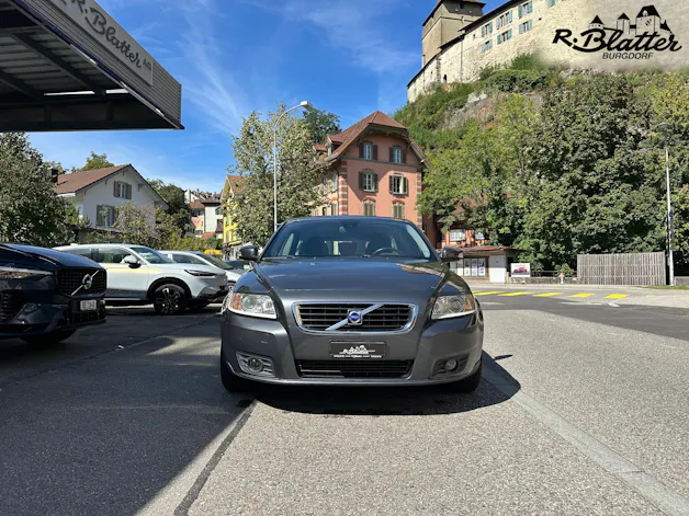 VOLVO V50 2.0D Kinetic Powershift