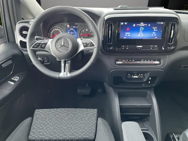 MERCEDES-BENZ Vito 116 CDI Lang Select Family Tourer 4Matic 9G-Tronic
