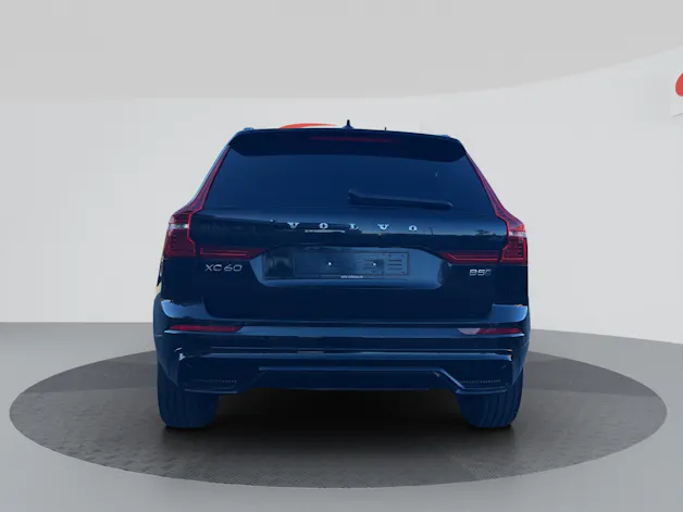 VOLVO XC60 B5 Benzin Mild Hybrid AWD Plus Dark Geartronic