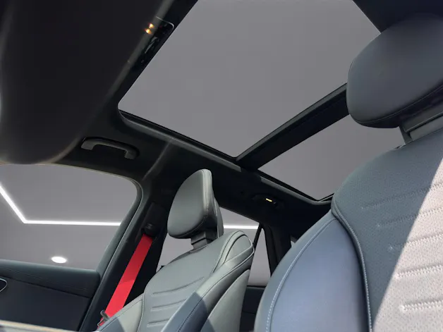 MERCEDES-BENZ GLC 300 4Matic 9G-Tronic