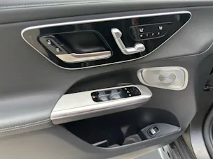 MERCEDES-BENZ GLC 300 4Matic 9G-Tronic