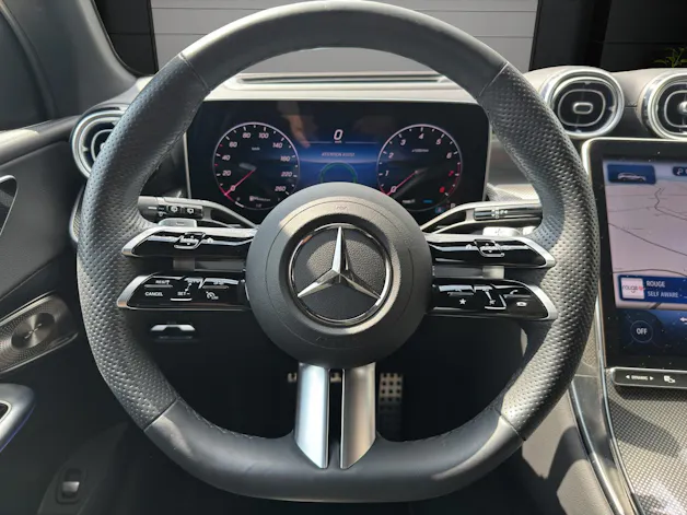 MERCEDES-BENZ GLC 300 4Matic 9G-Tronic