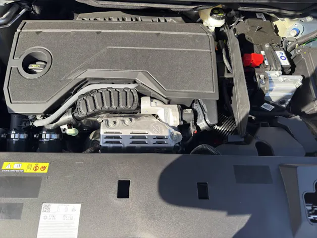 PEUGEOT 5008 1.2 Hybrid GT Exclusive