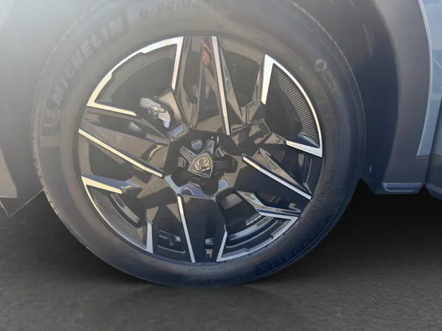 PEUGEOT 5008 1.2 Hybrid GT Exclusive