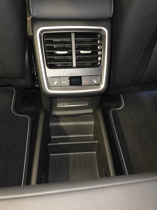 SKODA Elroq 85x Sportline 4x4
