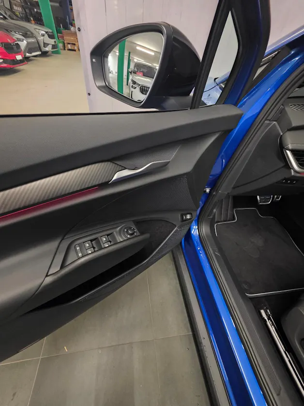 SKODA Elroq 85x Sportline 4x4