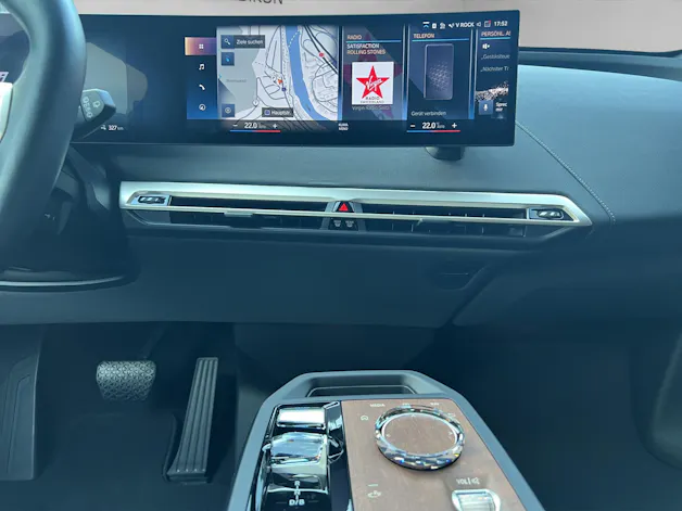 BMW iX xDrive40