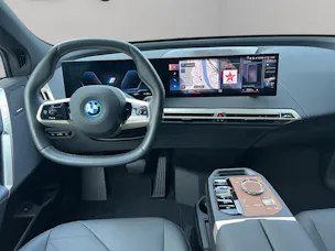 BMW iX xDrive40