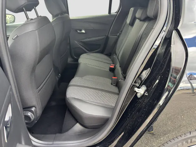 PEUGEOT 208 1.2 Hybrid Allure