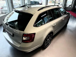 SKODA Octavia Combi 2.0 TSI RS Final Edition DSG