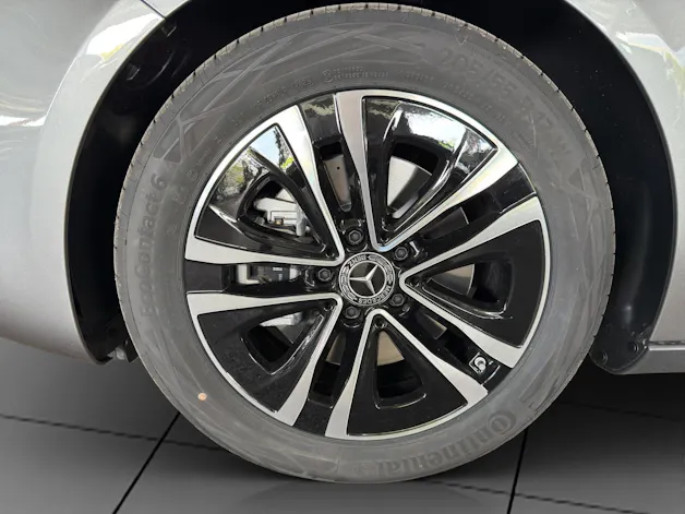 MERCEDES-BENZ A 220 4Matic 8G-DCT