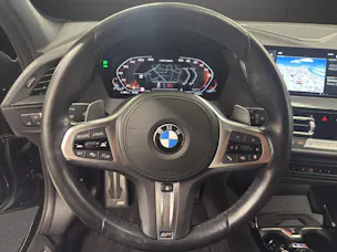 BMW M135i xDrive EDITION COLORVISION