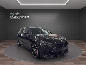 BMW M135i xDrive EDITION COLORVISION