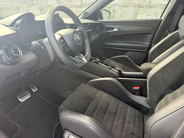 ALFA ROMEO Junior 1.2 48V Hybrid Speciale