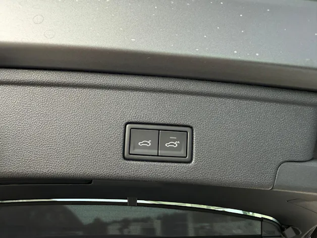 VW Touareg 3.0 TSI eHybrid R Final Edition Tiptronic