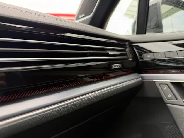 VW Touareg 3.0 TSI eHybrid R Final Edition Tiptronic