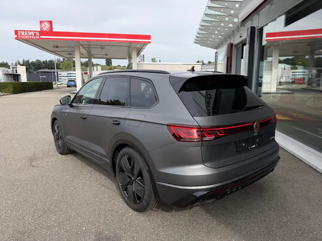 VW Touareg 3.0 TSI eHybrid R Final Edition Tiptronic
