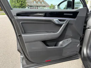 VW Touareg 3.0 TSI eHybrid R Final Edition Tiptronic
