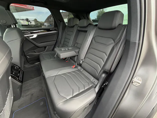 VW Touareg 3.0 TSI eHybrid R Final Edition Tiptronic