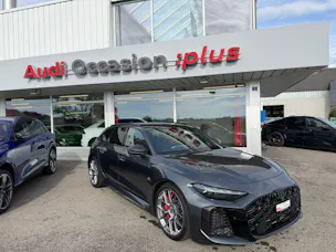 AUDI RS 5 Avant TFSI 470 kW Tiptronic quattro
