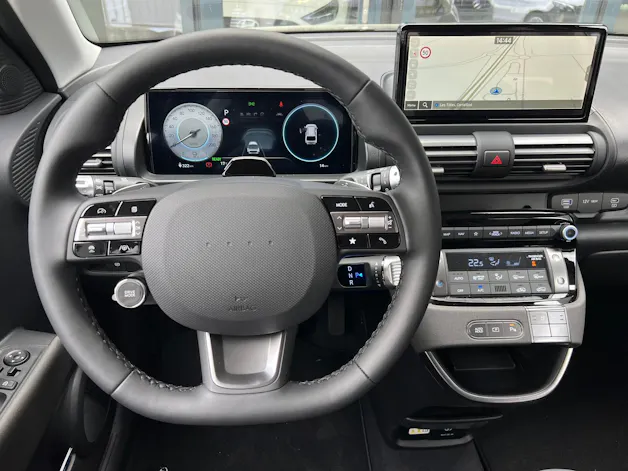 HYUNDAI Inster 49kWh Amplia