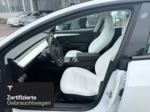 Tesla Model 3 Performance