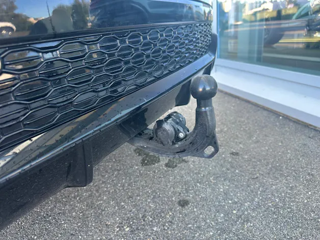 AUDI RSQ8 quattro