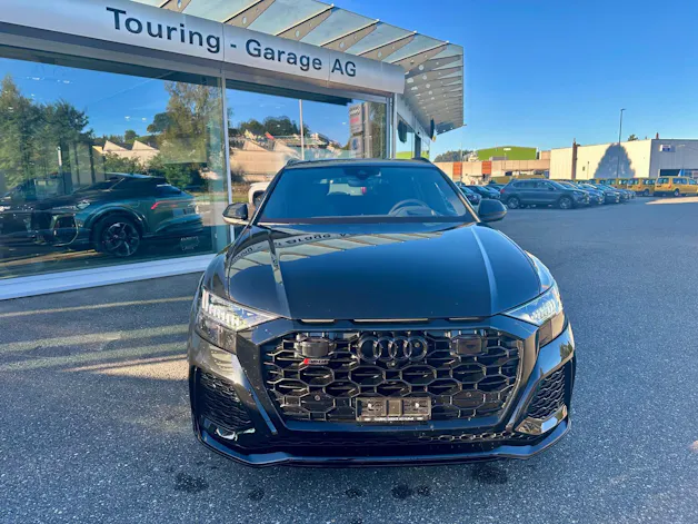 AUDI RSQ8 quattro