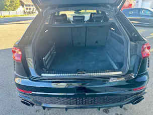 AUDI RSQ8 quattro