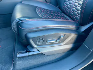 AUDI RSQ8 quattro
