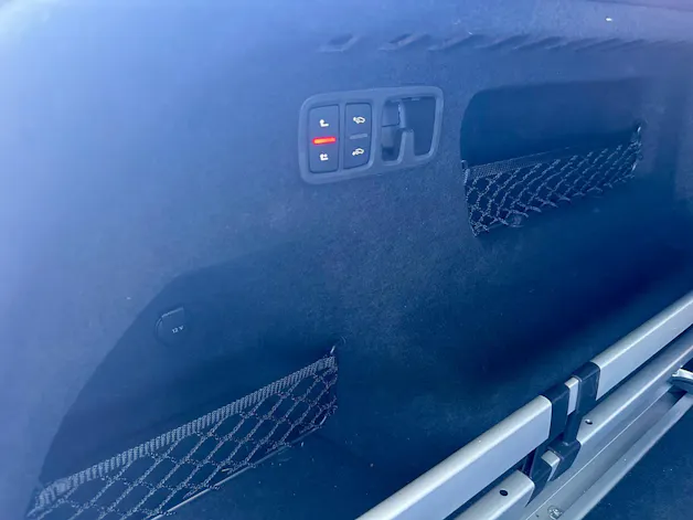 AUDI RSQ8 quattro
