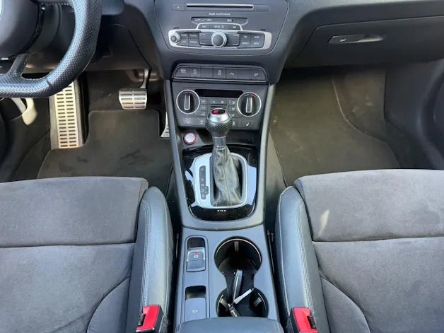 AUDI RS Q3 2.5 TFSI quattro S-tronic