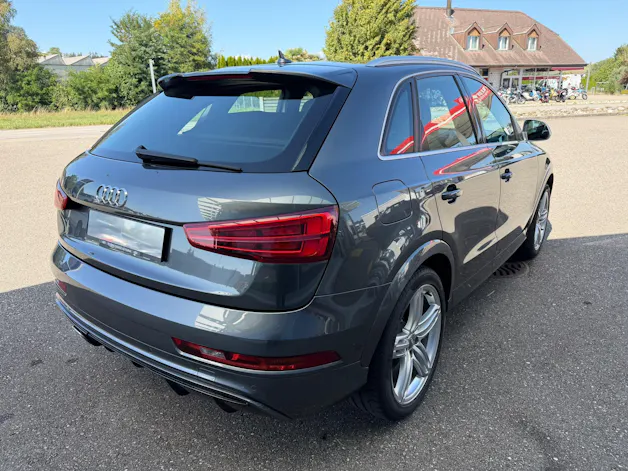 AUDI RS Q3 2.5 TFSI quattro S-tronic