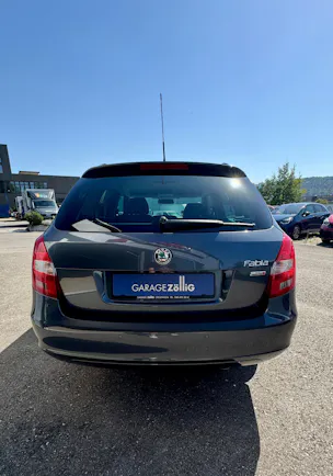 SKODA Fabia 1.2 TSI Ambiente DSG