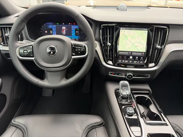 VOLVO V60 2.0 T6 TE Ultra Dark eAWD