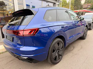VW Touareg R 3.0 TSI eHYBRID 462 PS 4MOTION