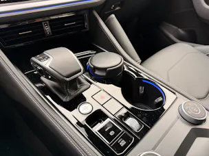 VW Touareg R 3.0 TSI eHYBRID 462 PS 4MOTION