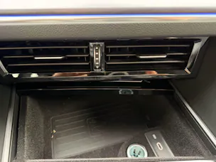 VW Touareg R 3.0 TSI eHYBRID 462 PS 4MOTION