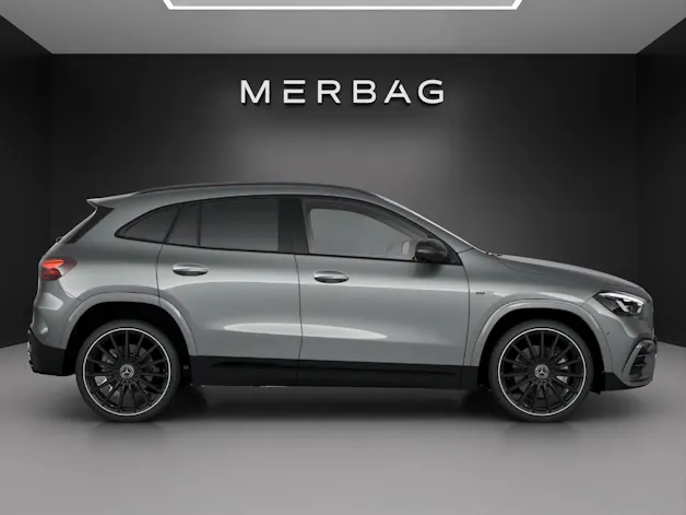 MERCEDES-BENZ GLA AMG 35 4Matic 8G-DCT
