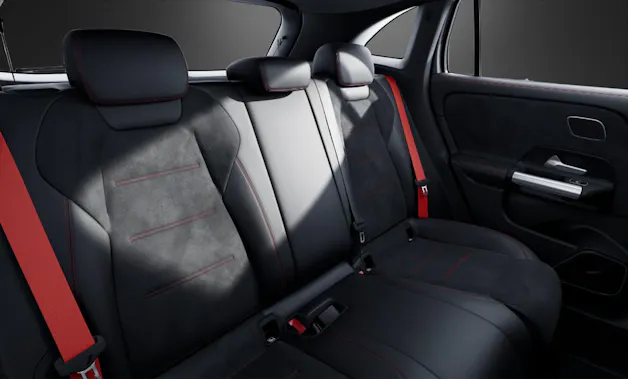 MERCEDES-BENZ GLA AMG 35 4Matic 8G-DCT