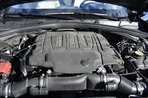 Jaguar F-Pace 3.0 V6 First Edition AWD Automatik