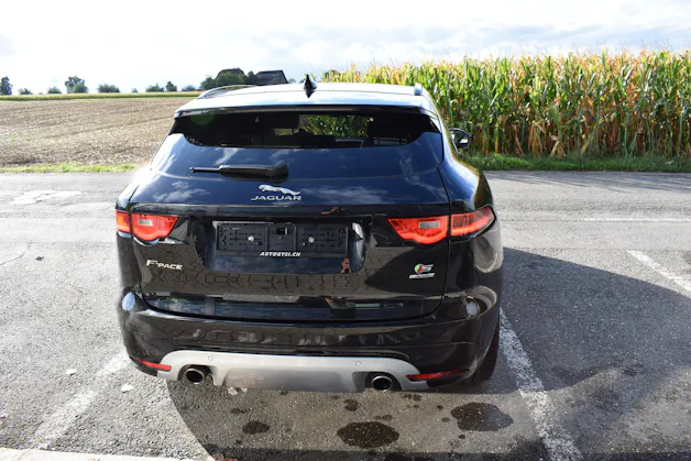 Jaguar F-Pace 3.0 V6 First Edition AWD Automatik