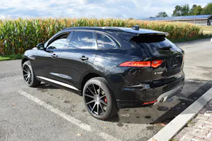 Jaguar F-Pace 3.0 V6 First Edition AWD Automatik